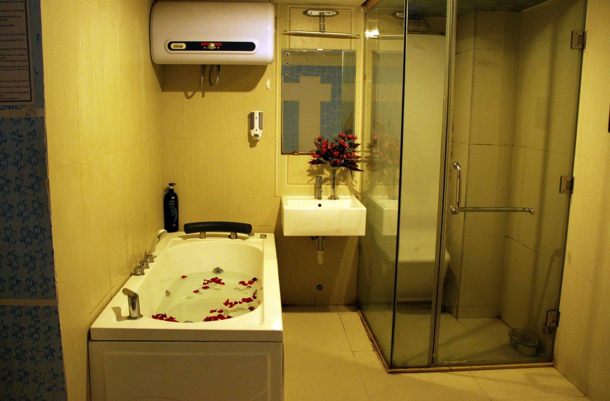 Blue Beach Hotel Da Nang Buitenkant foto